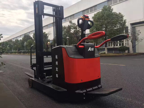 【杭叉百科】電動搬運(yùn)車/堆高車常見的故障及解決辦法