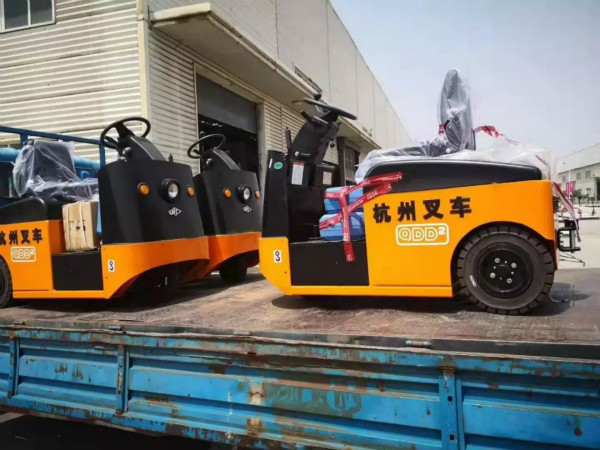有質(zhì)量有保證，杭叉的電動(dòng)牽引車再一次交付天津某企業(yè)！